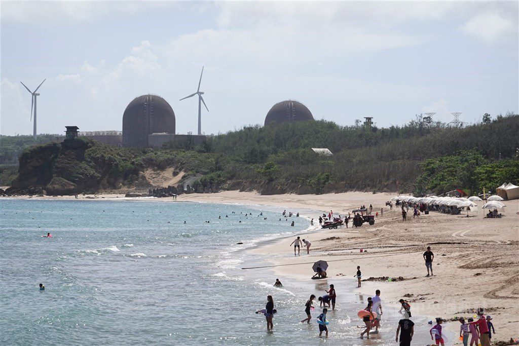 廢核平台:寄望核電廠成救命稻草是請鬼抓藥單 廢核平台:寄望核電廠成救命稻草是請鬼抓藥單