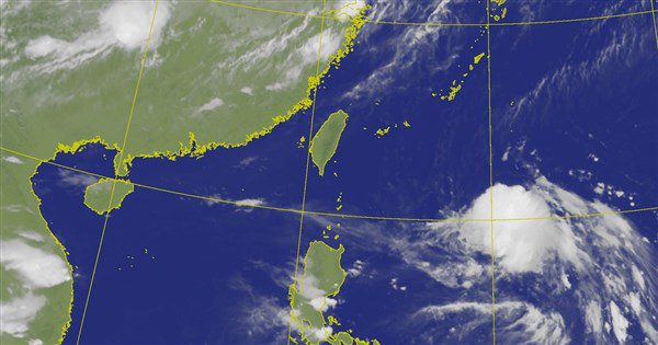 颱風楊柳晚間增強為中颱 13日防強風豪雨 颱風楊柳晚間增強為中颱 13日防強風豪雨