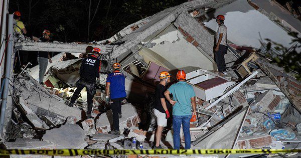 土耳其6.1強震釀1死29傷 81歲長者獲救後不治 土耳其6.1強震釀1死29傷 81歲長者獲救後不治