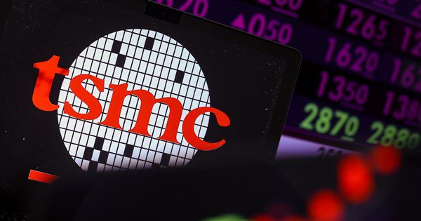 台積電創新天價 台股開低走高漲114.24點 台積電創新天價 台股開低走高漲114.24點