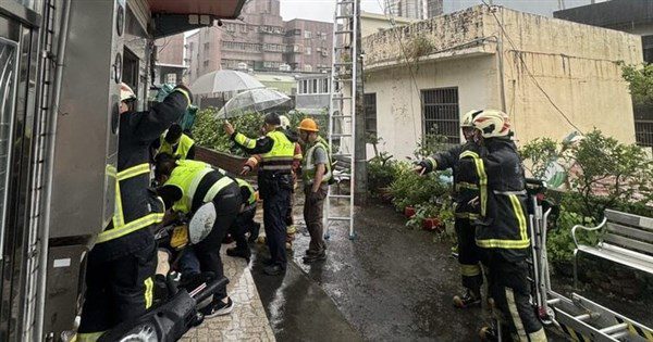 台電承攬商作業疑感電昏迷 送醫不治 台電承攬商作業疑感電昏迷 送醫不治