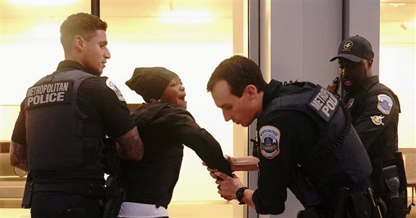 800國民兵全數進駐華府 聯邦緝毒局接管特區警局 800國民兵全數進駐華府 聯邦緝毒局接管特區警局