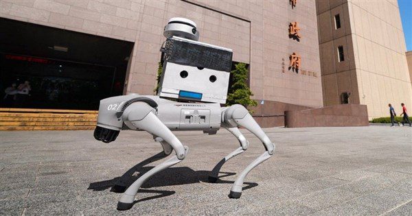 推中國製機械狗巡視人行道 北市新工處:未啟用 推中國製機械狗巡視人行道 北市新工處:未啟用