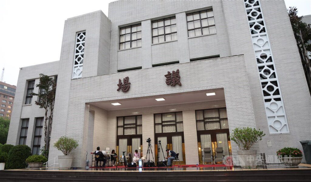 立院機密會議出示台美關稅談判文件 綠盼朝野合作 立院機密會議出示台美關稅談判文件 綠盼朝野合作