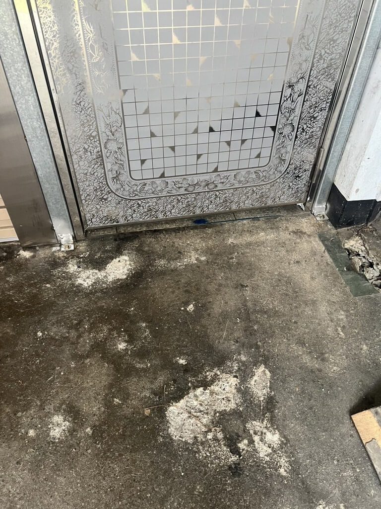 罷團質疑據點遭潑不明液體 南投埔里警追查 罷團質疑據點遭潑不明液體 南投埔里警追查