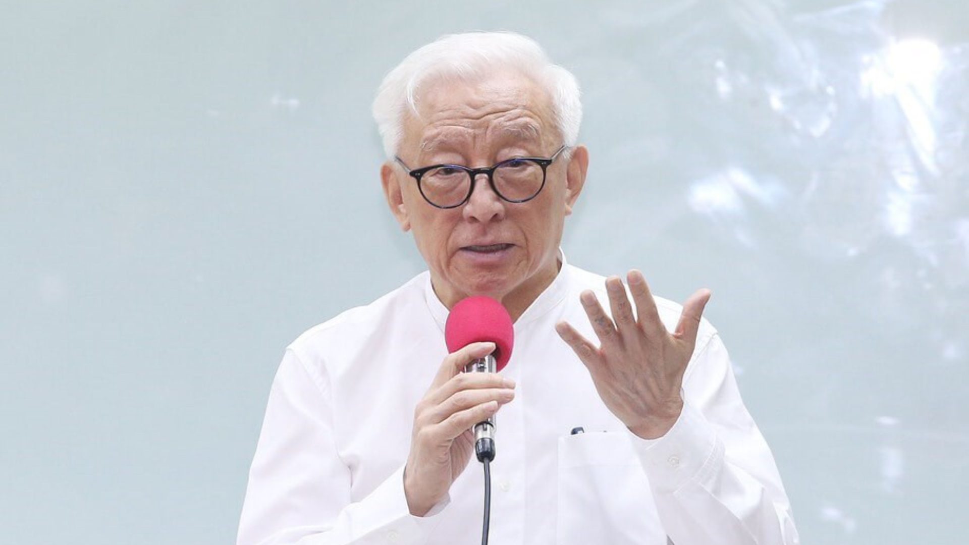 曹興誠批游盈隆「色盲」 警告再不反統一  台灣「主流民意」恐被收買