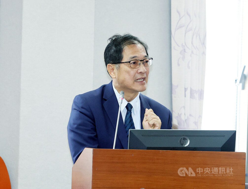 法務部長鄭銘謙南下 關懷更生、馨生受災戶 法務部長鄭銘謙南下 關懷更生、馨生受災戶