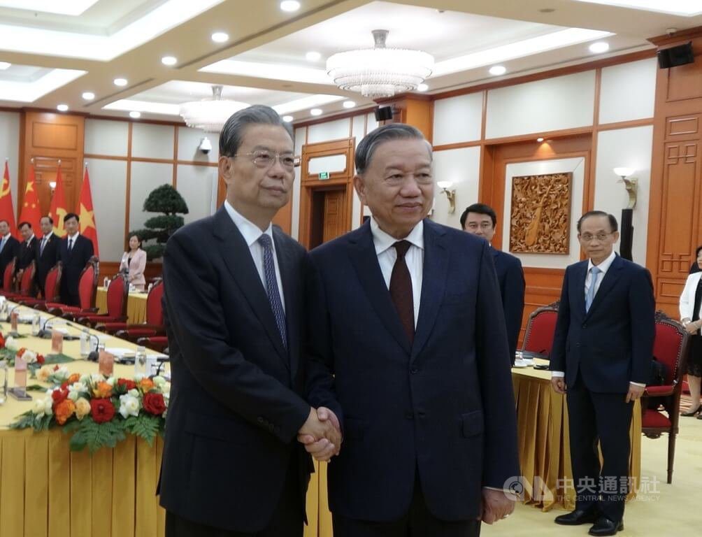 中共趙樂際訪越會四大柱 雙方盼控管解決南海分歧 中共趙樂際訪越會四大柱 雙方盼控管解決南海分歧