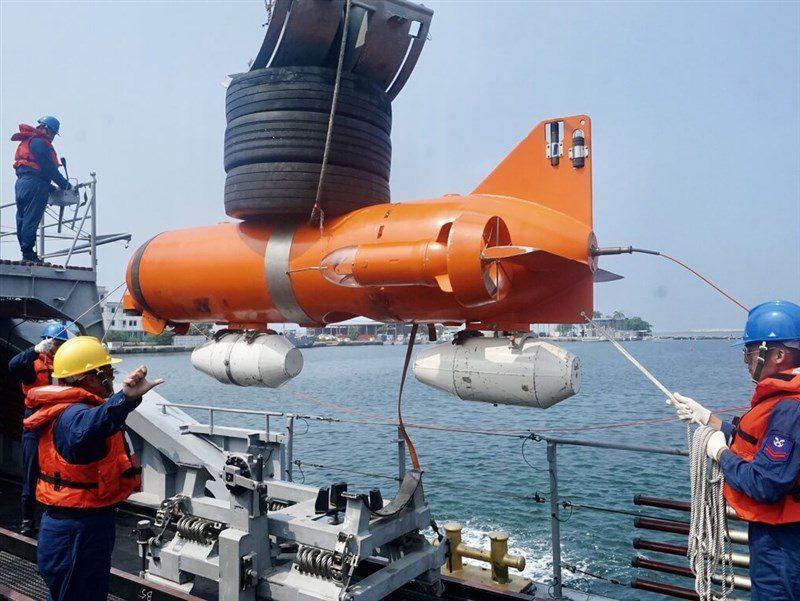 永豐級艦展現獵雷戰力 維護台海航道暢通 永豐級艦展現獵雷戰力 維護台海航道暢通