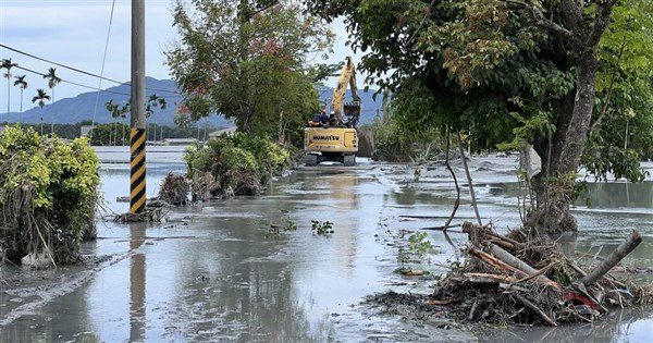 花蓮佛祖街3遺體待移出 家屬心急搜救進度 花蓮佛祖街3遺體待移出 家屬心急搜救進度