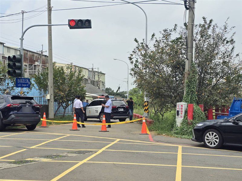 女多處刀傷陳屍台中沙鹿空地 17歲前男友彰化落網 女多處刀傷陳屍台中沙鹿空地 17歲前男友彰化落網