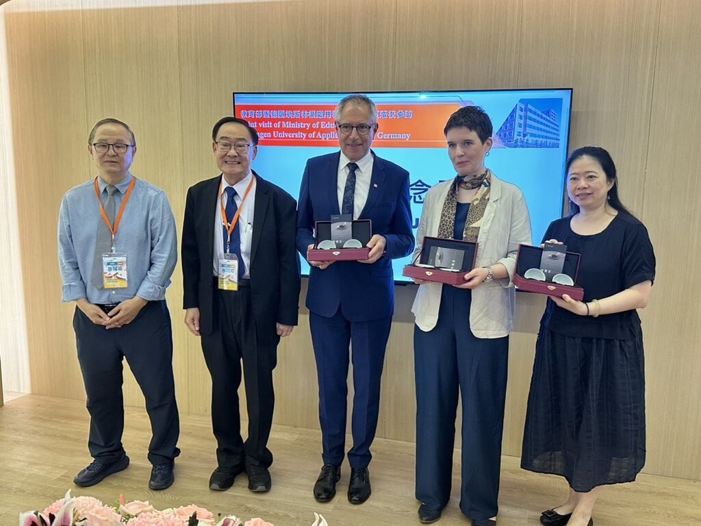 德國應用科大訪黎明技術學院 讚技職教育理念一致 德國應用科大訪黎明技術學院 讚技職教育理念一致