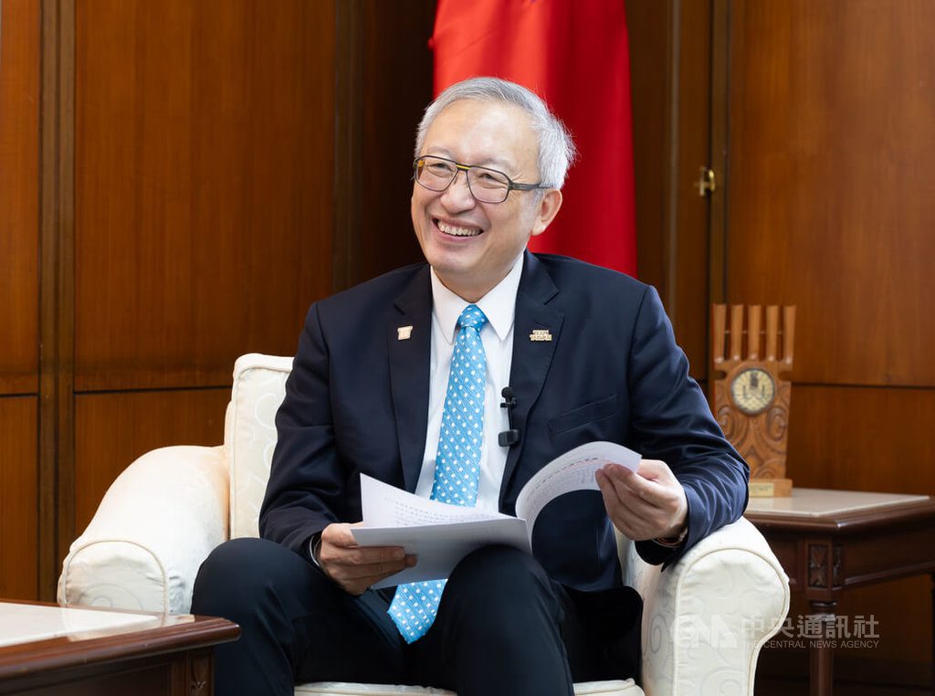 駐外6年碰疫情 吳志中以台灣便當會打動法國政壇 駐外6年碰疫情 吳志中以台灣便當會打動法國政壇