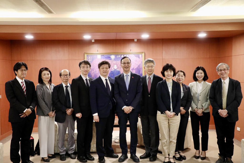 會見日訪團談大罷免 朱立倫:賴總統過度專心黨政 會見日訪團談大罷免 朱立倫:賴總統過度專心黨政