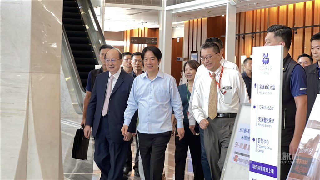 加強闢謠 賴清德盼黨公職讓民眾獲得正確資訊 加強闢謠 賴清德盼黨公職讓民眾獲得正確資訊