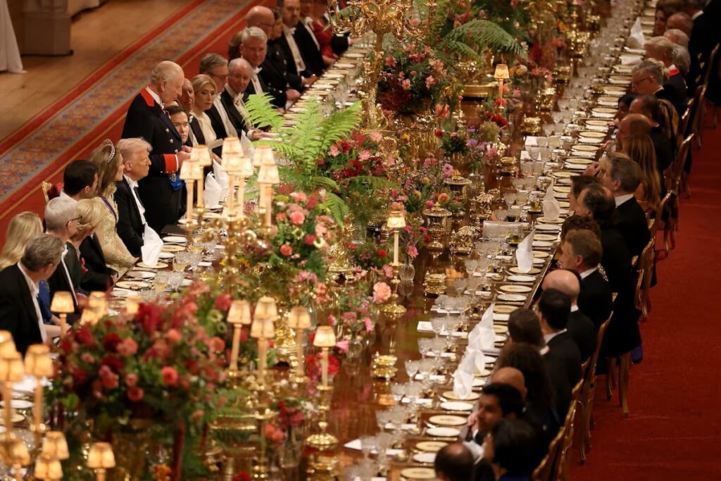 川普訪英國宴排場盛大 官司對手梅鐸出席受矚目 川普訪英國宴排場盛大 官司對手梅鐸出席受矚目