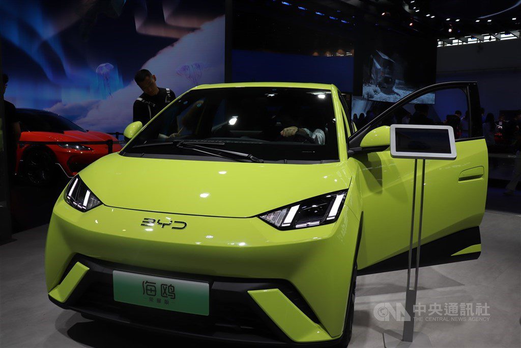 中國目標2025年汽車銷量3230萬輛 年增約3% 中國目標2025年汽車銷量3230萬輛 年增約3%