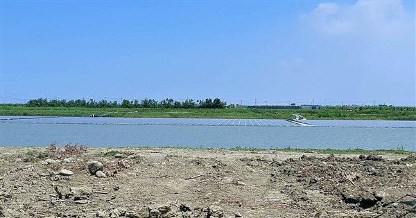 環境部:嘉縣1.7萬片廢光電板 廠商全數清除 環境部:嘉縣1.7萬片廢光電板 廠商全數清除