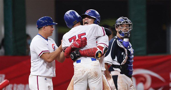 亞洲棒球錦標賽陳敏賜2分砲 台灣扣倒韓國晉複賽 亞洲棒球錦標賽陳敏賜2分砲 台灣扣倒韓國晉複賽