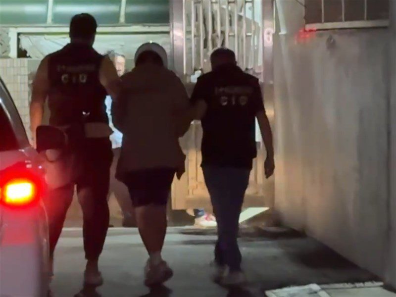 台中女大生遭刺殺 17歲前男友送少年法庭裁定收容 台中女大生遭刺殺 17歲前男友送少年法庭裁定收容