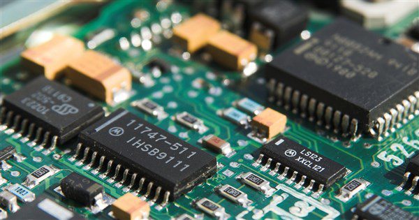 華爾街日報：川普擬限進口晶片數量　違者將祭關稅