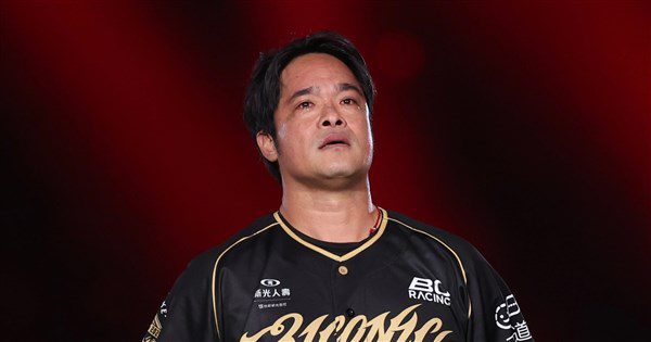 林智勝引退卸下護具、放下球棒 接教練棒新開始 林智勝引退卸下護具、放下球棒 接教練棒新開始