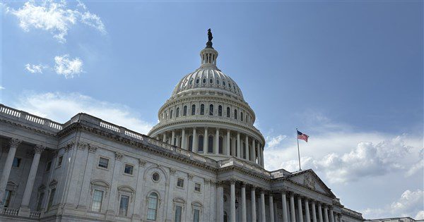 美眾院通過國防授權法案　保留對烏克蘭台灣援助