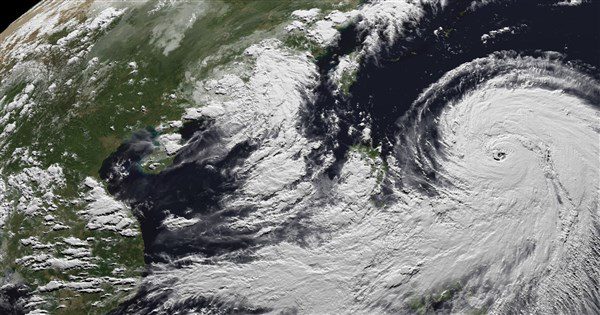 樺加沙22日恐升強颱 東半部防豪雨以上降雨 樺加沙22日恐升強颱 東半部防豪雨以上降雨