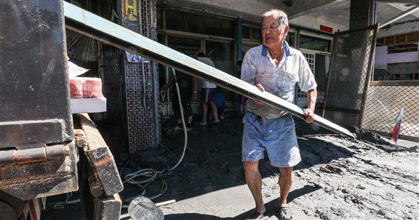 政院:花蓮賑災基金會募款一天破億 6筆百萬捐款 政院:花蓮賑災基金會募款一天破億 6筆百萬捐款