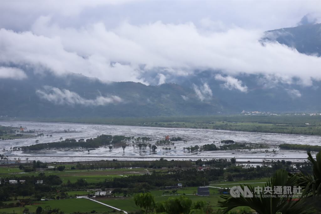花蓮光復無名屍確認大同村鄰長 勘災連人帶車遭沖走 花蓮光復無名屍確認大同村鄰長 勘災連人帶車遭沖走