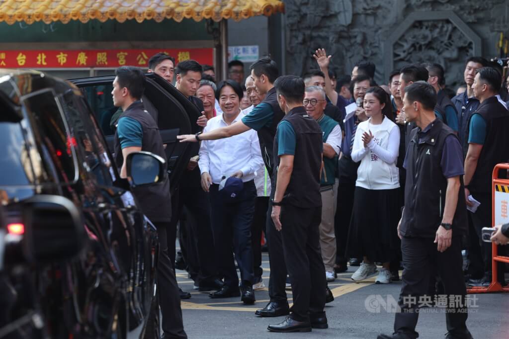 媒體指總統拜廟藏維安危機 府:報導不確實 媒體指總統拜廟藏維安危機 府:報導不確實