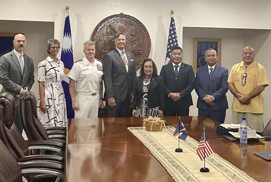 美攜手台灣 助馬紹爾群島重建國會大樓強化交通連結 美攜手台灣 助馬紹爾群島重建國會大樓強化交通連結