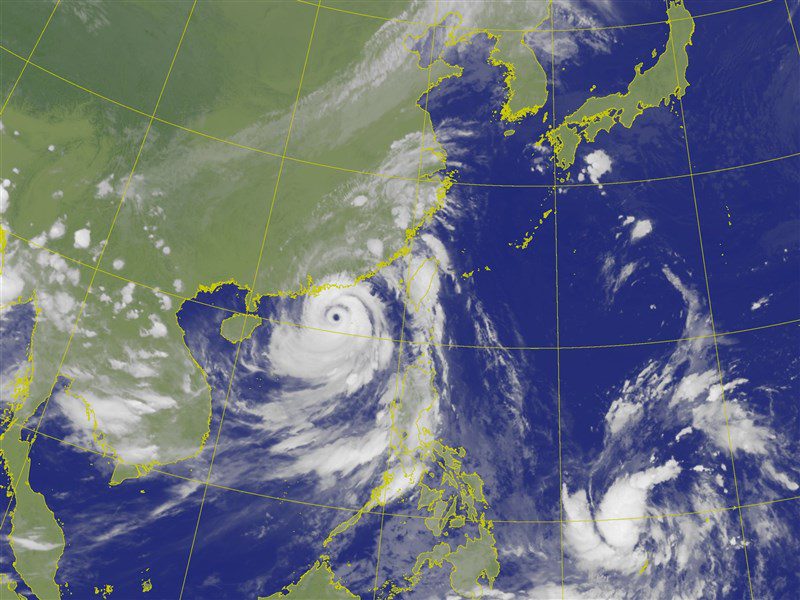 颱風樺加沙解除海警 花東豪雨持續至24日 颱風樺加沙解除海警 花東豪雨持續至24日