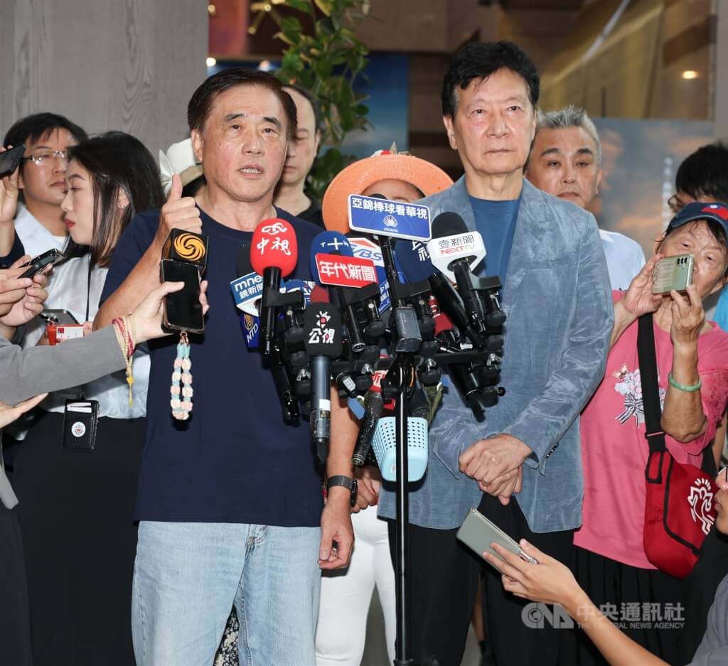 登記參選黨主席 郝龍斌:用最大誠意成就藍白合 登記參選黨主席 郝龍斌:用最大誠意成就藍白合