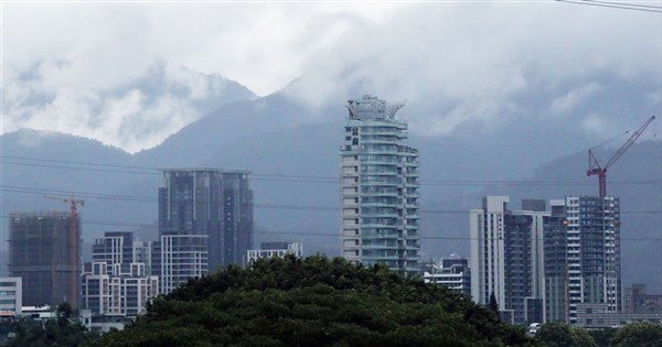 央行9/18理監事會利率連6凍機率高 房市管制態度受矚 央行9/18理監事會利率連6凍機率高 房市管制態度受矚