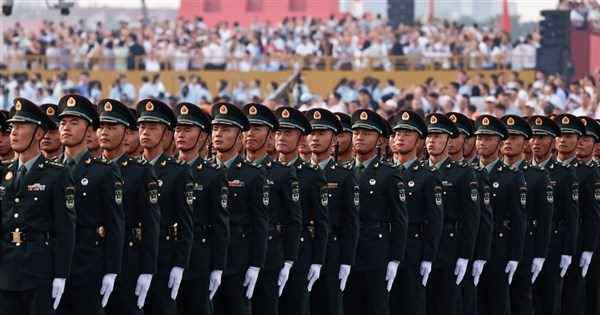 中共閱兵改慣例 中部戰區空軍司令員韓勝延任總指揮 中共閱兵改慣例 中部戰區空軍司令員韓勝延任總指揮