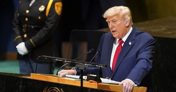 聯大場邊會澤倫斯基 川普:烏克蘭有能力奪回領土 聯大場邊會澤倫斯基 川普:烏克蘭有能力奪回領土