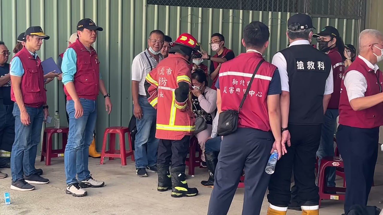 新北工廠火警3間付之一炬 3人失聯尋獲身體組織 新北工廠火警3間付之一炬 3人失聯尋獲身體組織
