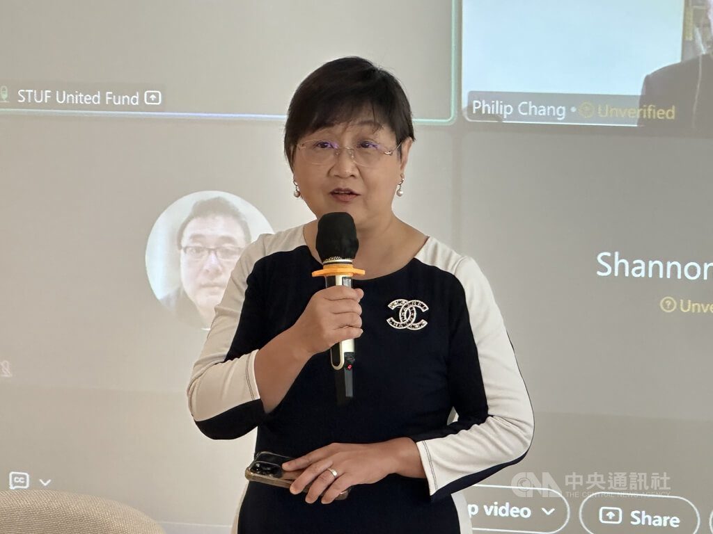 徐佳青訪世台會總部 分享NGO與政府工作經驗 徐佳青訪世台會總部 分享NGO與政府工作經驗