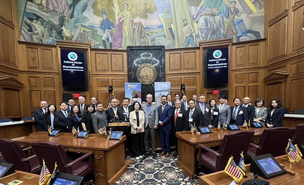 對美農產品需求增 台農訪團與印地安納州簽意向書 對美農產品需求增 台農訪團與印地安納州簽意向書