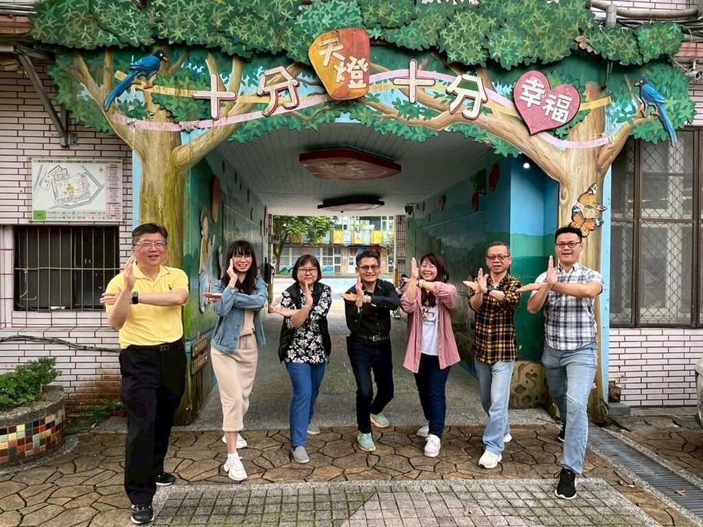 國小教學卓越獎 14校入圍爭取金、銀質獎 國小教學卓越獎 14校入圍爭取金、銀質獎