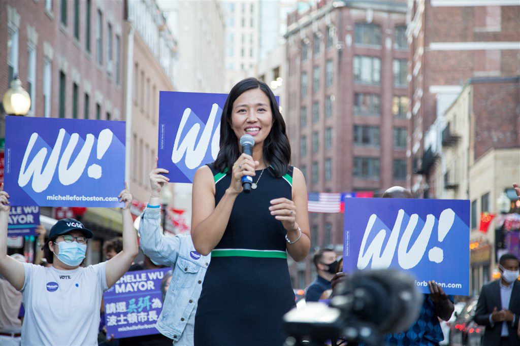 波士頓市長吳弭拚連任 11月將與克拉夫特對決 波士頓市長吳弭拚連任 11月將與克拉夫特對決