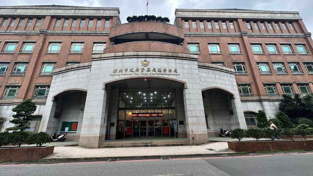 新北瑞芳水公司施工挖破瓦斯管 緊急處理未釀災 新北瑞芳水公司施工挖破瓦斯管 緊急處理未釀災