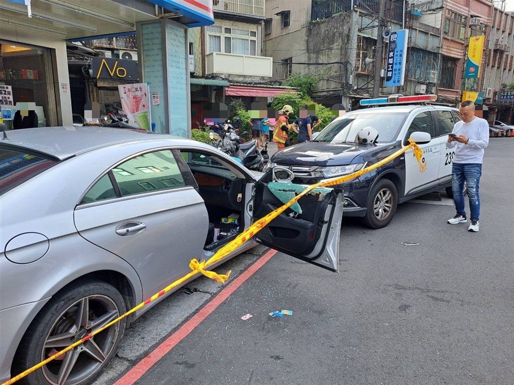 詐騙犯嫌遭圍捕開車撞傷4警民 涉殺人未遂被起訴 詐騙犯嫌遭圍捕開車撞傷4警民 涉殺人未遂被起訴