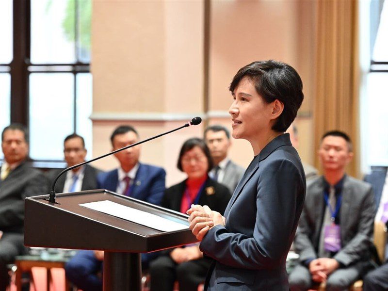 台美談判　鄭麗君：APEC後若達共識將進行總結會商