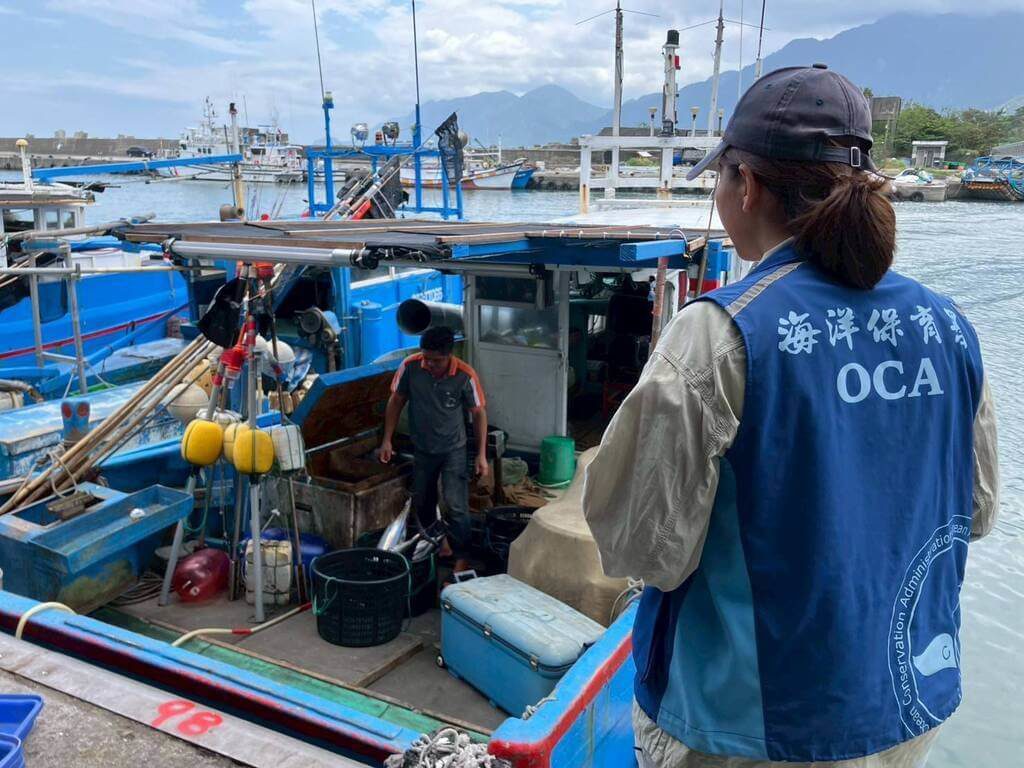 海保署籲勿丟廚餘入海 違者最高罰3000萬 海保署籲勿丟廚餘入海 違者最高罰3000萬