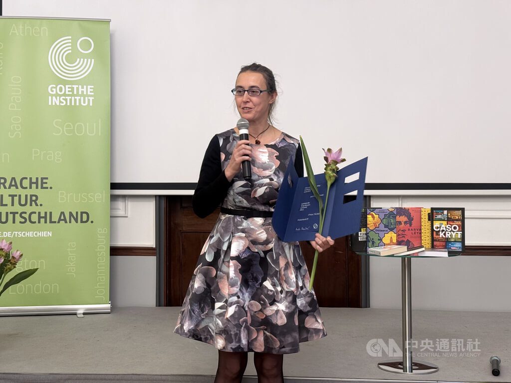 「西北雨」譯本捷克獲獎 提升台灣文學國際能見度 「西北雨」譯本捷克獲獎 提升台灣文學國際能見度