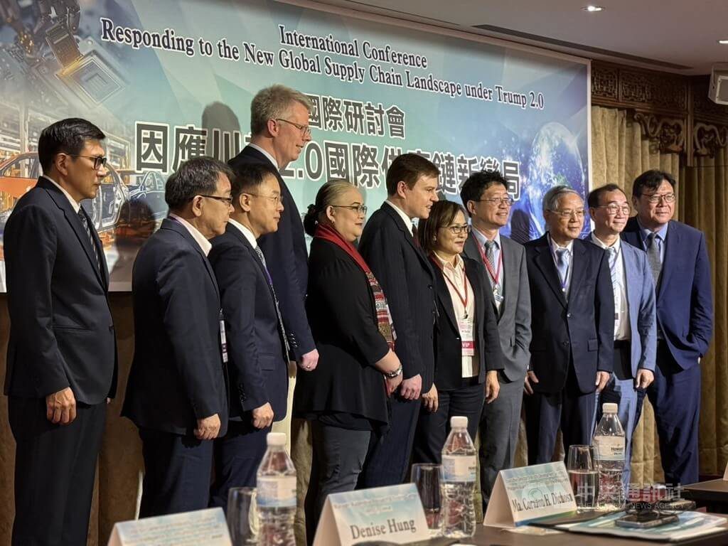 美智庫:川普關稅恐致經濟衰退 不利共和黨期中選舉 美智庫:川普關稅恐致經濟衰退 不利共和黨期中選舉