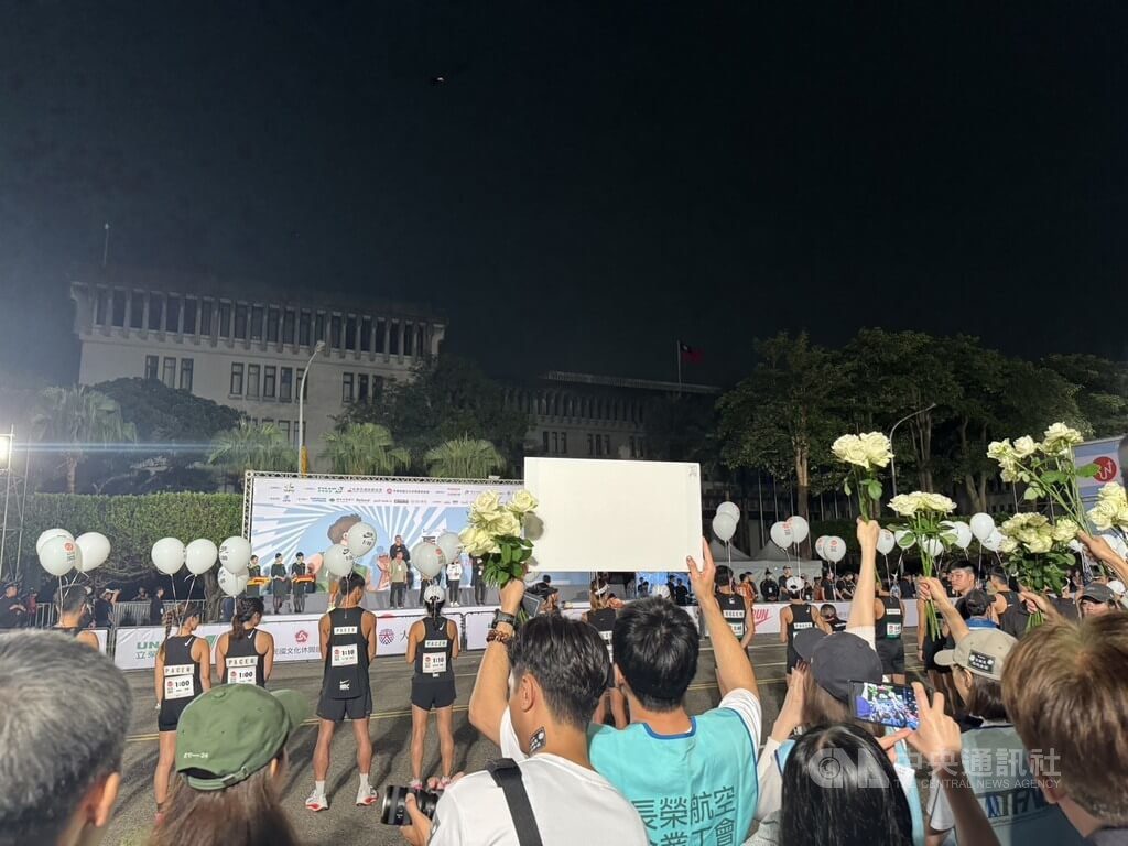 長榮航空馬拉松  工會提病假等不能扣考績3訴求 長榮航空馬拉松  工會提病假等不能扣考績3訴求