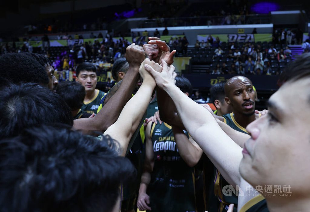 TPBL高錦瑋攻21分 雲豹轟破百分宰特攻奪2連勝 TPBL高錦瑋攻21分 雲豹轟破百分宰特攻奪2連勝